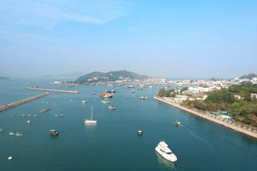 Cheung Chau Bike Tour