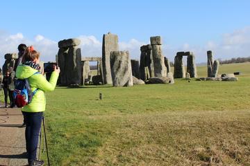 Full-Day Tour of Stonehenge, Bath, Lacock and Avebury from London