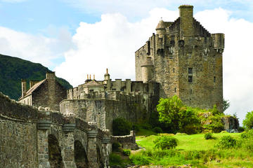 Ultimate UK Experience 12 day (Small Group) tour from London