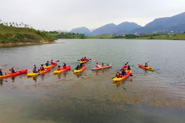KAYAK TO FARKA LAKE