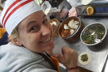 4-Hour Private Sichuan Cuisine Cooking Class including Local Wet Market Visit