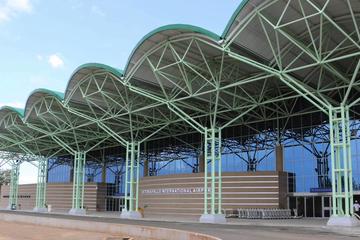 Victoria falls international airport private transfer with return