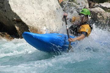 Beginners & intermediate Kayak courses on Soca river