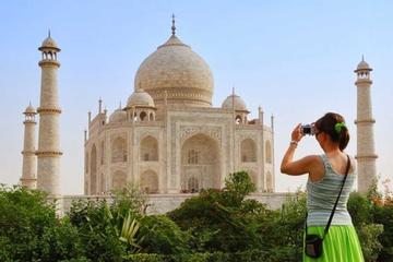 One Day Taj Mahal Tour from Delhi by High-Speed Train