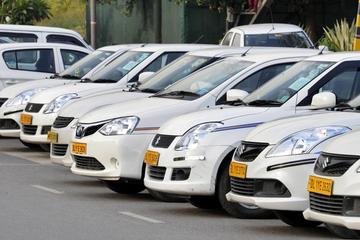 Private Arrival Transfer from Agra Railway Station or Agra Airport to Agra Hotel