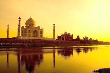 Private Tour: One Day Taj Mahal & Agra Tour from Delhi