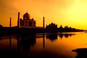 Taj Mahal Sunrise Day Tour from Jaipur