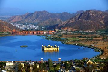 Fascinating Day Tour of Jaipur