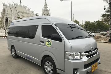 Chiang Mai: Minivan Service with Professional Driver