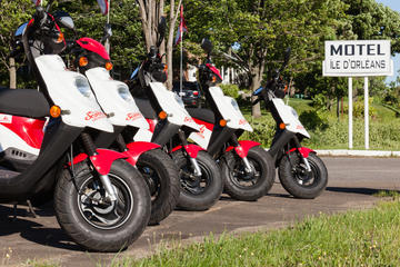 Single scooter rental on Ile d'Orleans