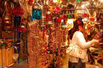A Walk through Jaipur's Colorful Bazaars