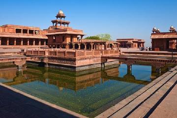 Agra To Jaipur By Private Vehicle Including Visit To Fatehpur Sikri And Lunch
