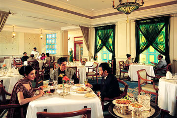 Experience Ancient Cooking Method: Luxury Dining Experience at Dum Pukht