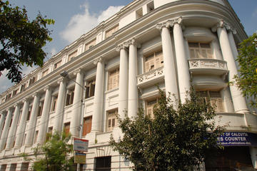 Path of Knowledge: A Heritage Walking Tour of Kolkata with Private Transfer