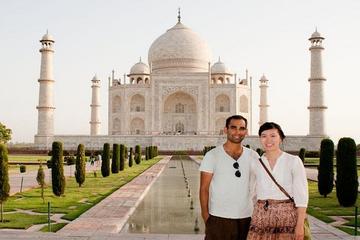 Private Half Day Agra City Tour with Taj Mahal