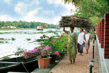 Private Philipkutty's Farm Culinary Tour including Lunch and Cooking Demo