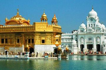 Private Wagah Border Drama and the Golden Temple with Transfer
