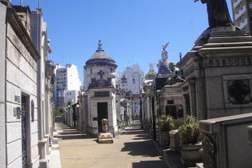 Recoleta Afternoon Walking Tour