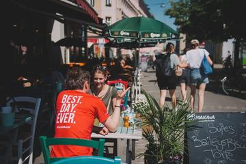Small Group Food,Coffee and Market Walking Tour in Vienna