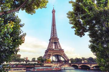 Eiffel Tower Skip-the-Line 2nd Floor Tour and Cruise in Paris