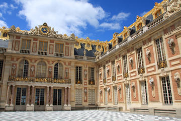 Palace of Versailles with Skip the Line Audio Guided Tour