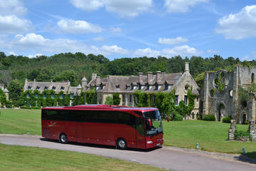 Paris to Versailles Round-Trip Shuttle Transfer by Luxury Bus