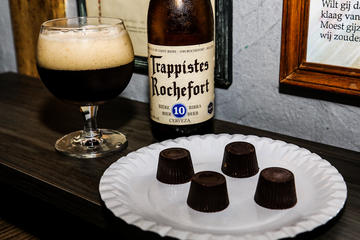 4-Hour Small-Group Beer and Food Pairing Tour in Brussels