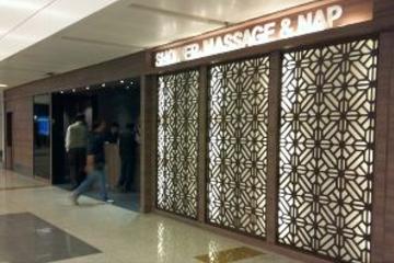 Gandhi International Airport Plaza Premium Lounge (Arrivals)