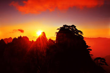 Private Mount Huang Stunning Sunrise, Soft adventure, Natural Scenery, Family