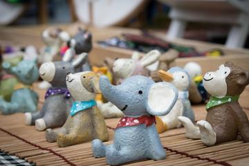 Made in Chiang Mai - Authentic Souvenirs Shopping Tour