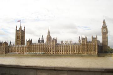 Small-Group River Thames Bike Tour