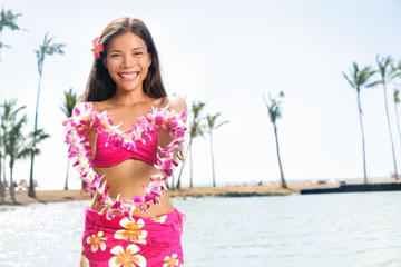 Honeymoon Airport Lei Greeting on Lihue Kauai