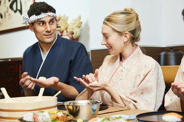 Sushi Cooking Experience in Osaka
