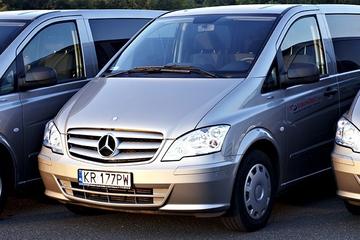 One way private Gdansk airport transfer up 4 people