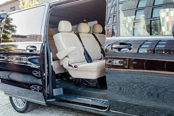 One way private Wroclaw airport transfer up 7 people