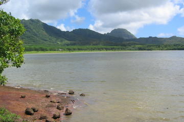 Fresh-Water Bass Fishing Trip on Kauai