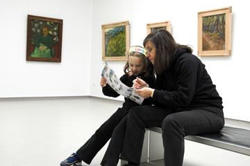 Amsterdam Van Gogh Museum Private Tour for Kids and Families