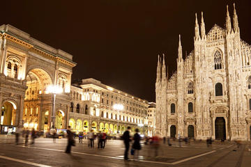 Illuminated Milan Small Group Tour for Kids and Families with Gelato and Pizza