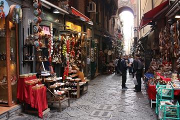 Naples Shore Excursion for kids and families with pizzette and sfogliatelle