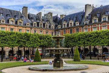 Le Marais Off the Beaten Track Paris Historical Small Group Tour