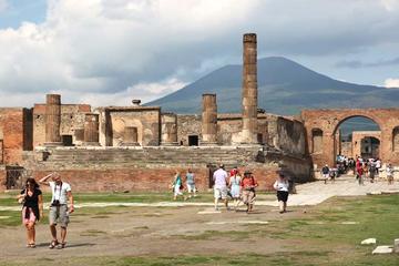 Pompeii and Mount Vesuvius day trip by boat from Sorrento