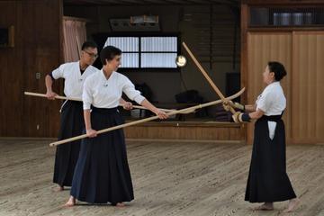 Learn the art of self-defense of samurai in the Edo Period from the acting master of Tendo-ryu