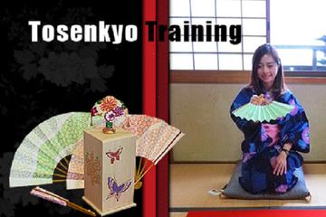 Tosenkyo (tossing fans at the target) experience in kimono, Kyoto