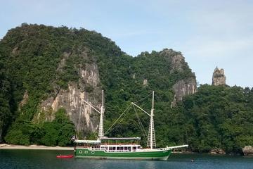 3 Night Overnight Cruise from Phuket visits Phi Phi and Krabi - leaves Tuesdays