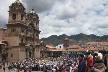 Cusco Markets and Ruins Small Group Tour