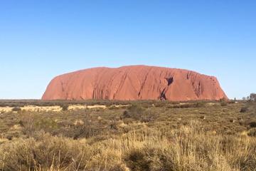 Highlights of Uluru Including Sunrise and Breakfast
