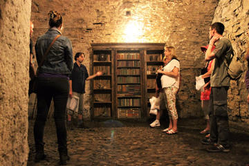 Prague Oldtown and Medieval Underground and Dungeon Tour