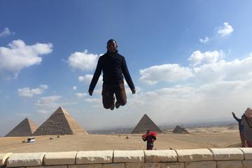 Private Day Tour Giza Pyramids, Memphis and Sakkara