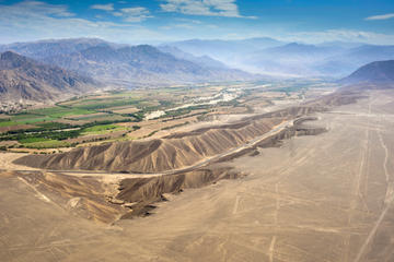 Nazca Lines Air Tour with Transport from Lima