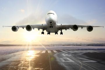 Private Arrival Transfer: Trujillo Airport to Hotel